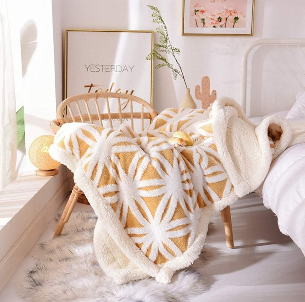 UKELER Sherpa Bed Blanket 80 × 90 inch, Ultra Soft Queen Size Throw Blanket for All Season, 470 GSM Cozy Plush Striped Fleece Blankets for Bedroom Living Room Dorm Hostel Sofa Camping, Camel