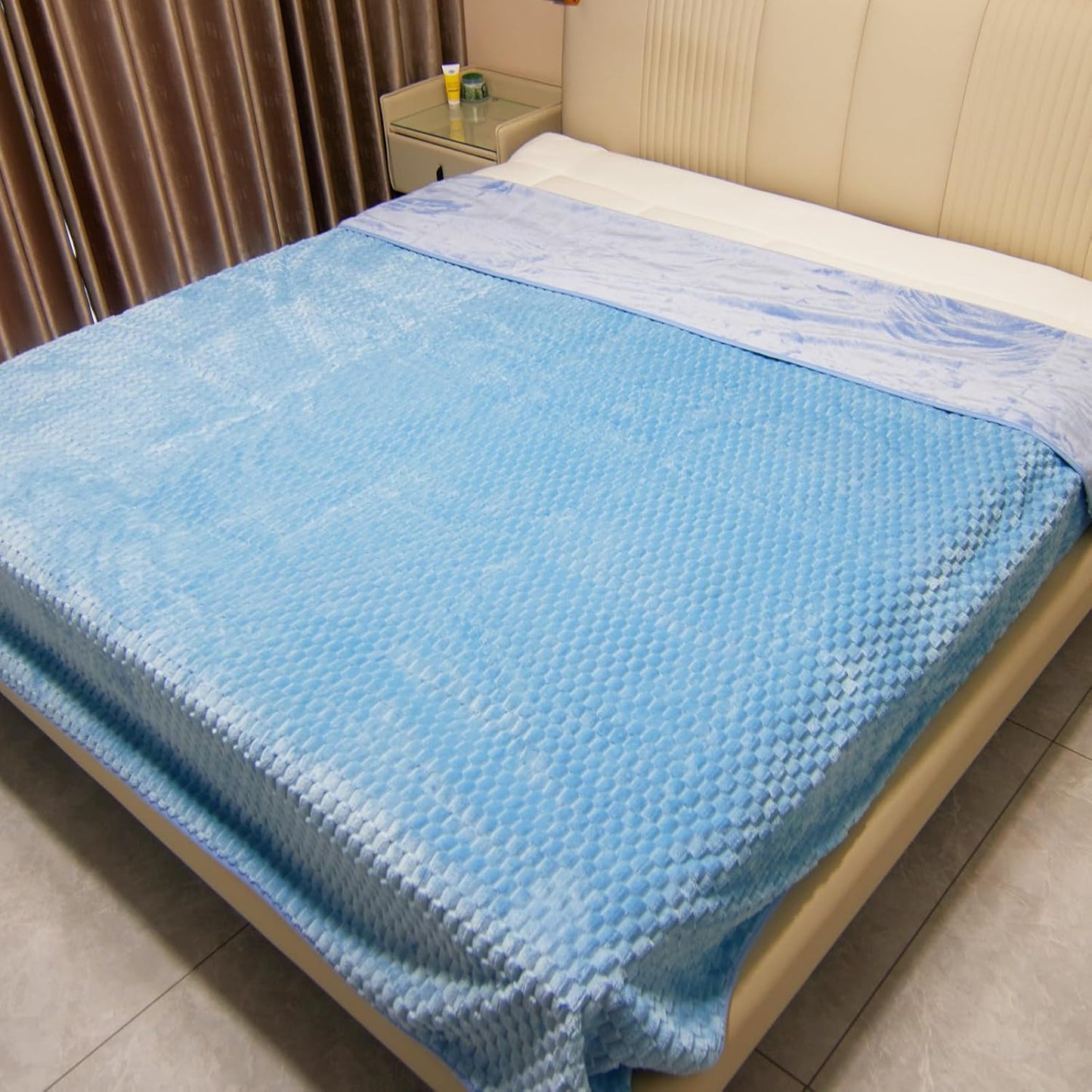 Water Resistant Blanket for Bed Couch Sofa, 60"x80" Reversible & Washable Microfiber Blanket, Queen Size Waterproof Throw, Pet Friendly & Leakproof (Peachy Pink/Peach Cream)