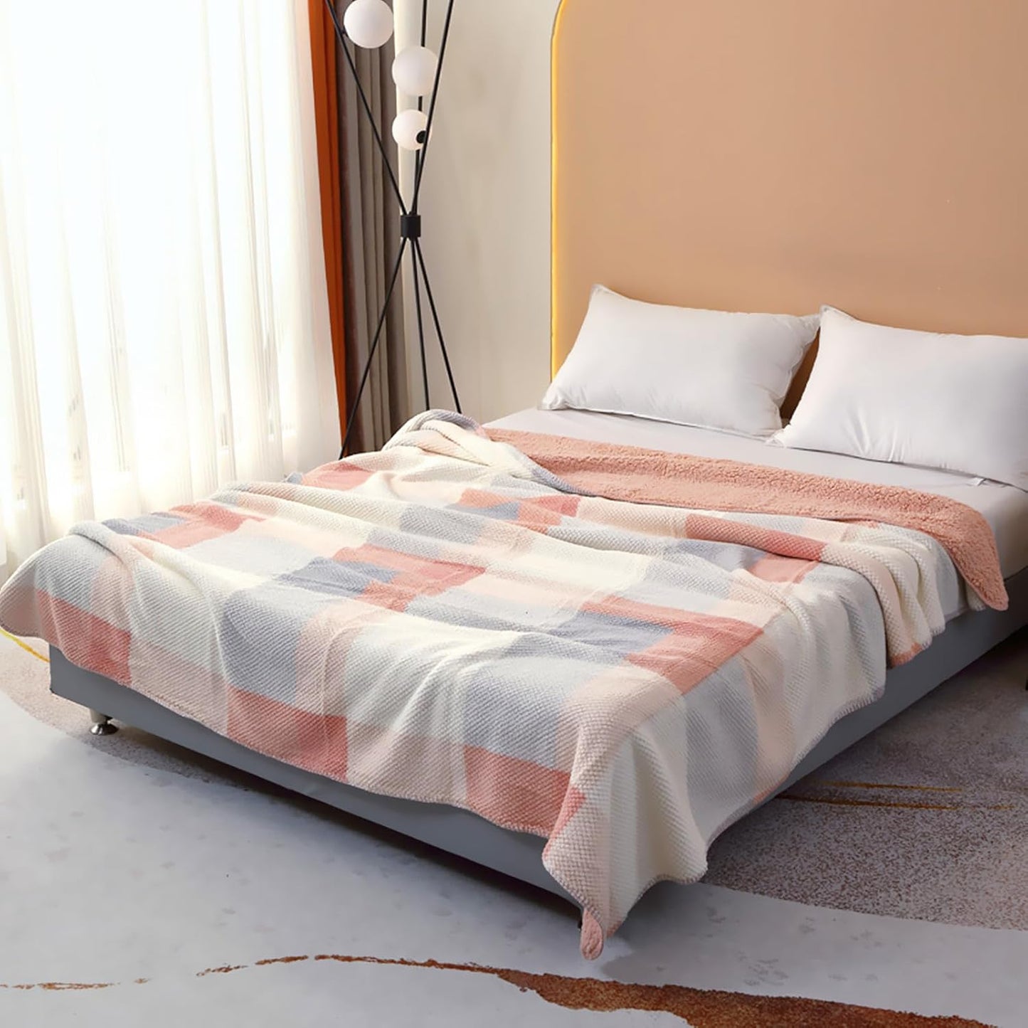 UKELER Sherpa Fleece Blanket 60 × 80 inch, Ultra Soft Twin Size Throw Blanket for All Season, Cozy Plush Floral Throw Blanket for Bed Couch Sofa Office Camping, Off-White