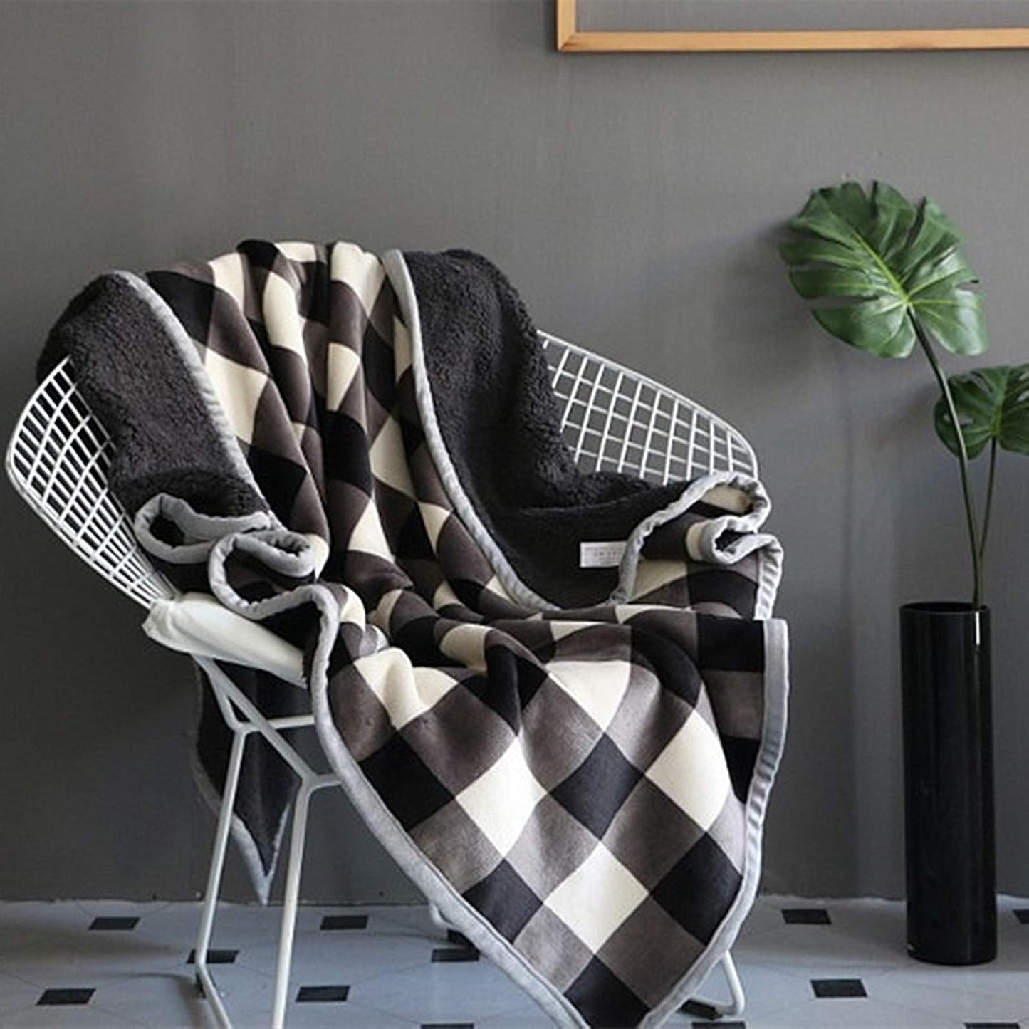 UKELER Sherpa Throw Blanket 60 × 80 inch- Cute 3D Bubble Design Soft Plush Fleece Blanket for Bed Couch Sofa Office Camping, 540 GSM, Coral Pink