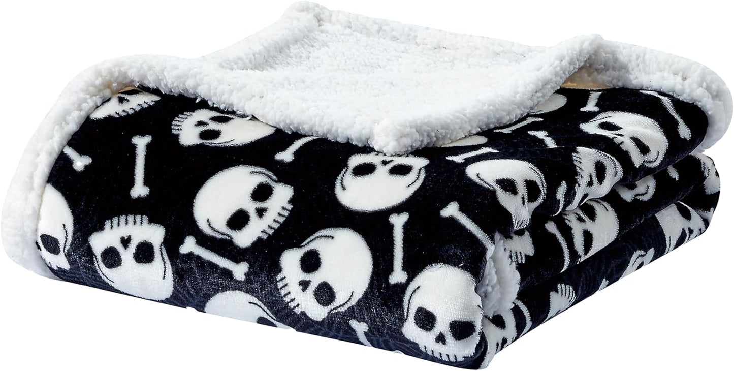 Elegant Comfort Ultra Soft Reversible Flannel Sherpa Blanket - Cozy Silky Fleece Throw for Couch, Bed - Plush Fuzzy Warm Winter Blanket for Gift, King, Coral