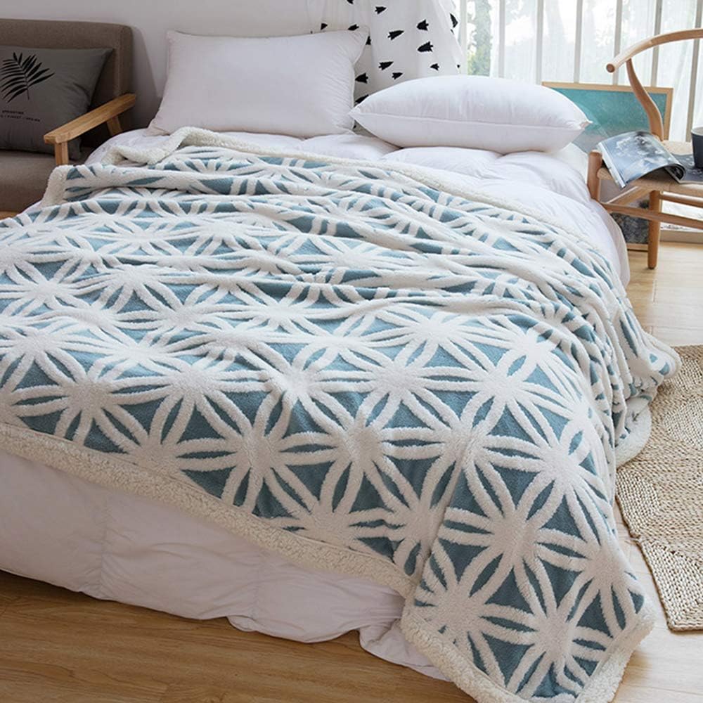 LOMAO Sherpa Fleece Blanket Fuzzy Soft Throw Blanket Dual Sided Blanket for Couch Sofa Bed (Light Blue, 90''x90'')