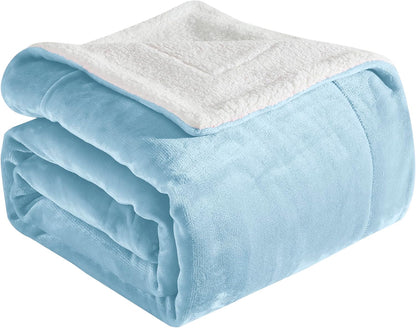 Elegant Comfort Ultra Soft Reversible Flannel Sherpa Blanket - Cozy Silky Fleece Throw for Couch, Bed - Plush Fuzzy Warm Winter Blanket for Gift, King, Coral