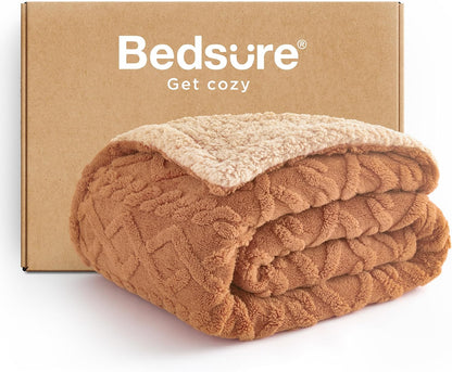 Bedsure Gentlesoft Sherpa King Size Blanket for Bed- Fleece Fluffy & Cozy Cable Jacquard Tufted for Women Gift, Thick and Warm Christmas Blanket for Winter, Purple, 108x90 Inches