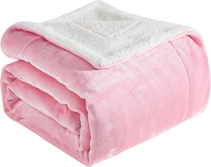 Elegant Comfort Ultra Soft Reversible Flannel Sherpa Blanket - Cozy Silky Fleece Throw for Couch, Bed - Plush Fuzzy Warm Winter Blanket for Gift, King, Coral