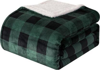 Elegant Comfort Ultra Soft Reversible Flannel Sherpa Blanket - Cozy Silky Fleece Throw for Couch, Bed - Plush Fuzzy Warm Winter Blanket for Gift, King, Coral