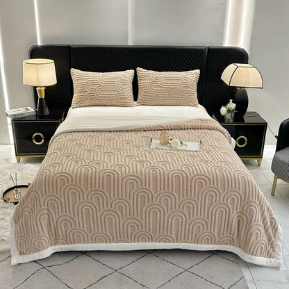 UKELER Sherpa Bed Blanket 80 × 90 inch, Ultra Soft Queen Size Throw Blanket for All Season, 470 GSM Cozy Plush Striped Fleece Blankets for Bedroom Living Room Dorm Hostel Sofa Camping, Camel