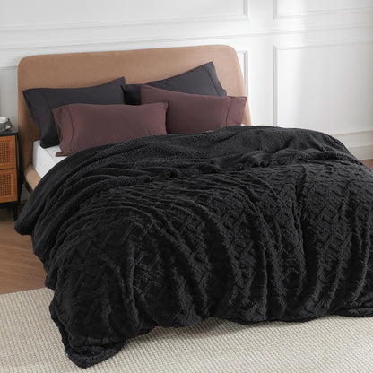Bedsure Gentlesoft Sherpa King Size Blanket for Bed- Fleece Fluffy & Cozy Cable Jacquard Tufted for Women Gift, Thick and Warm Christmas Blanket for Winter, Purple, 108x90 Inches